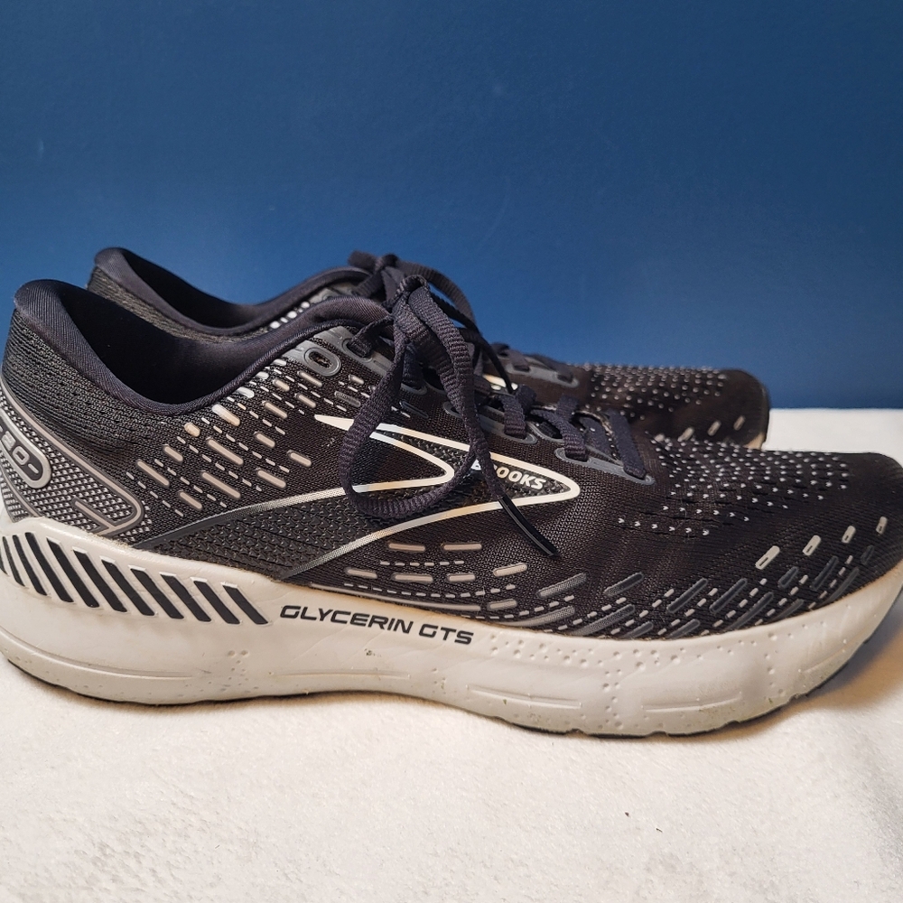 Brooks Glycerin GTS 20 Women's Size 9 Black White Running Shoes
